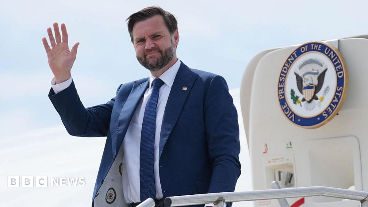 JD Vance says Welsh castle was 'coolest thing I've ever seen'