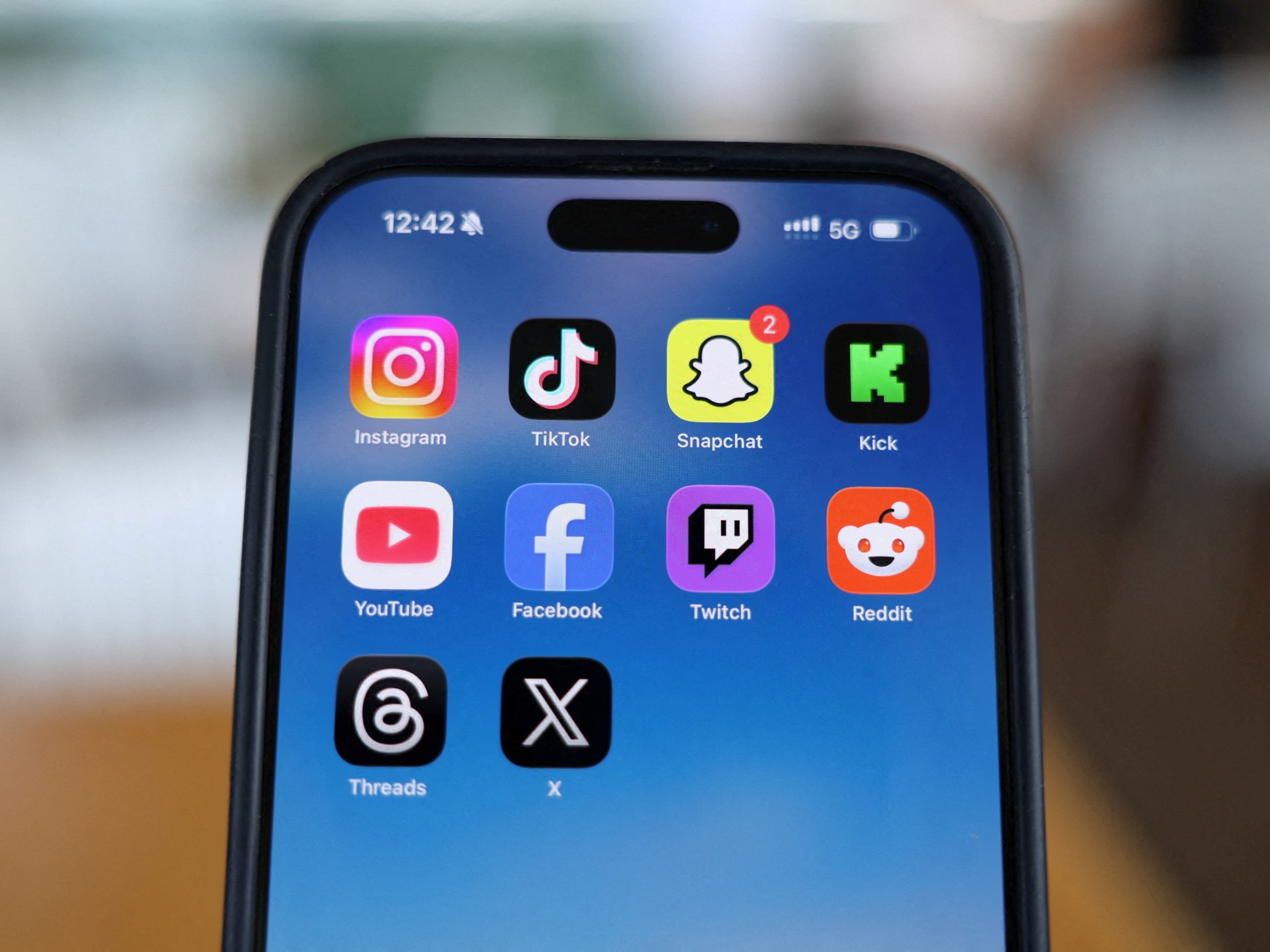UK proposes voluntary overnight social media curfew for older teens