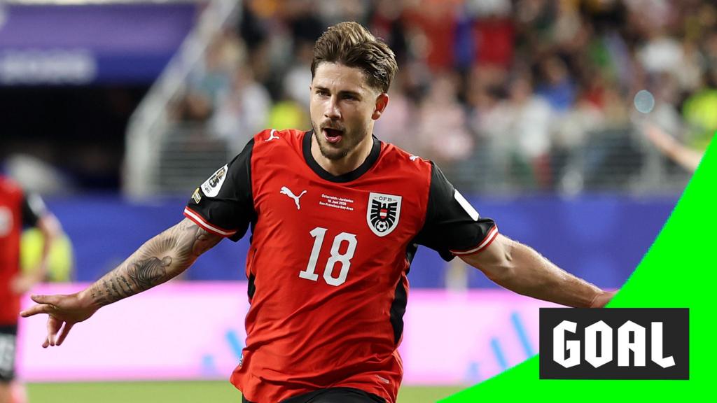 'Wonderful!' - Austria's Schmid finds top corner with stunning strike