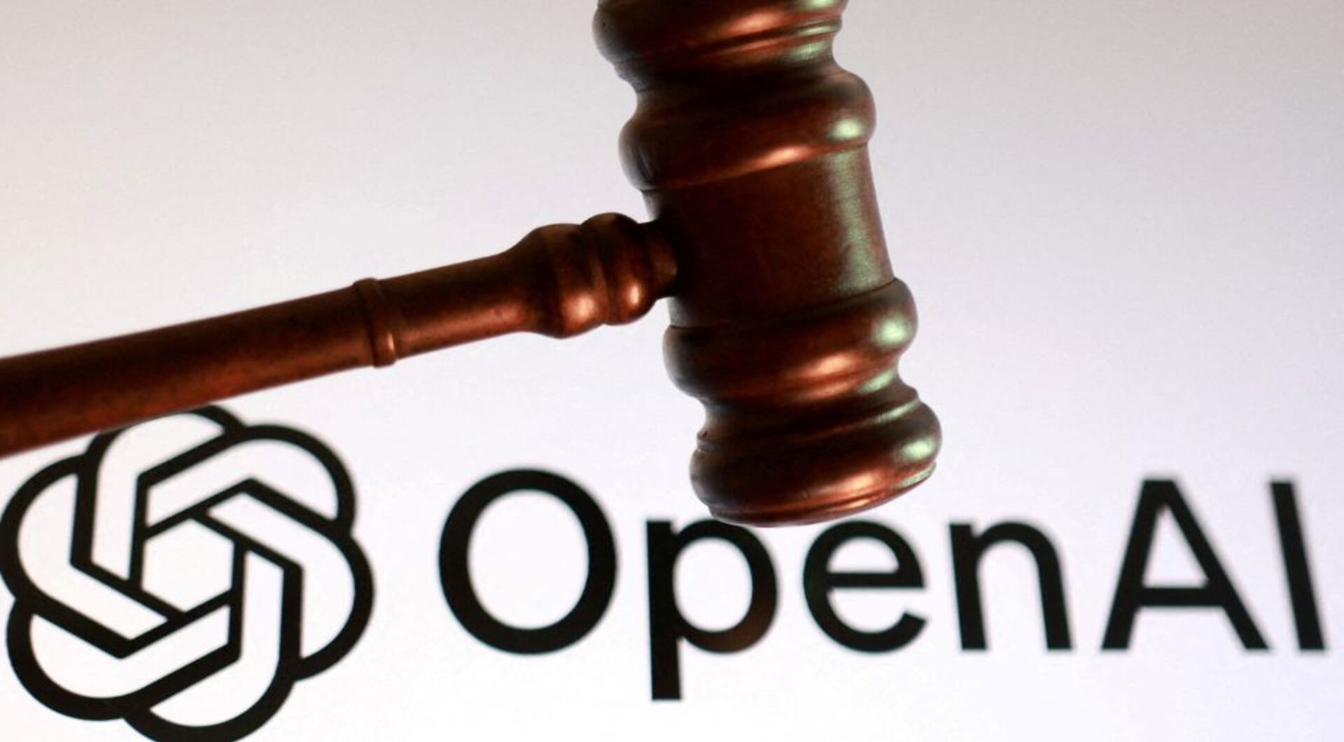 How is the US tech industry regulated?