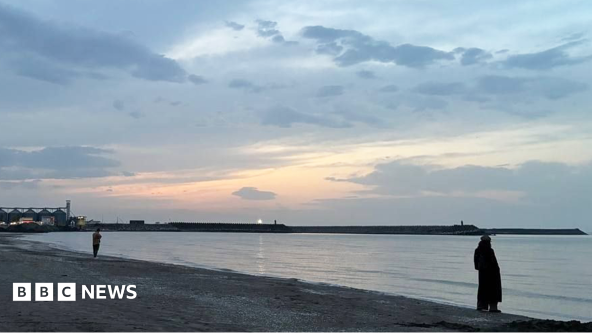 Ukraine dismisses Iranian threats as Caspian Sea strike directly links wars