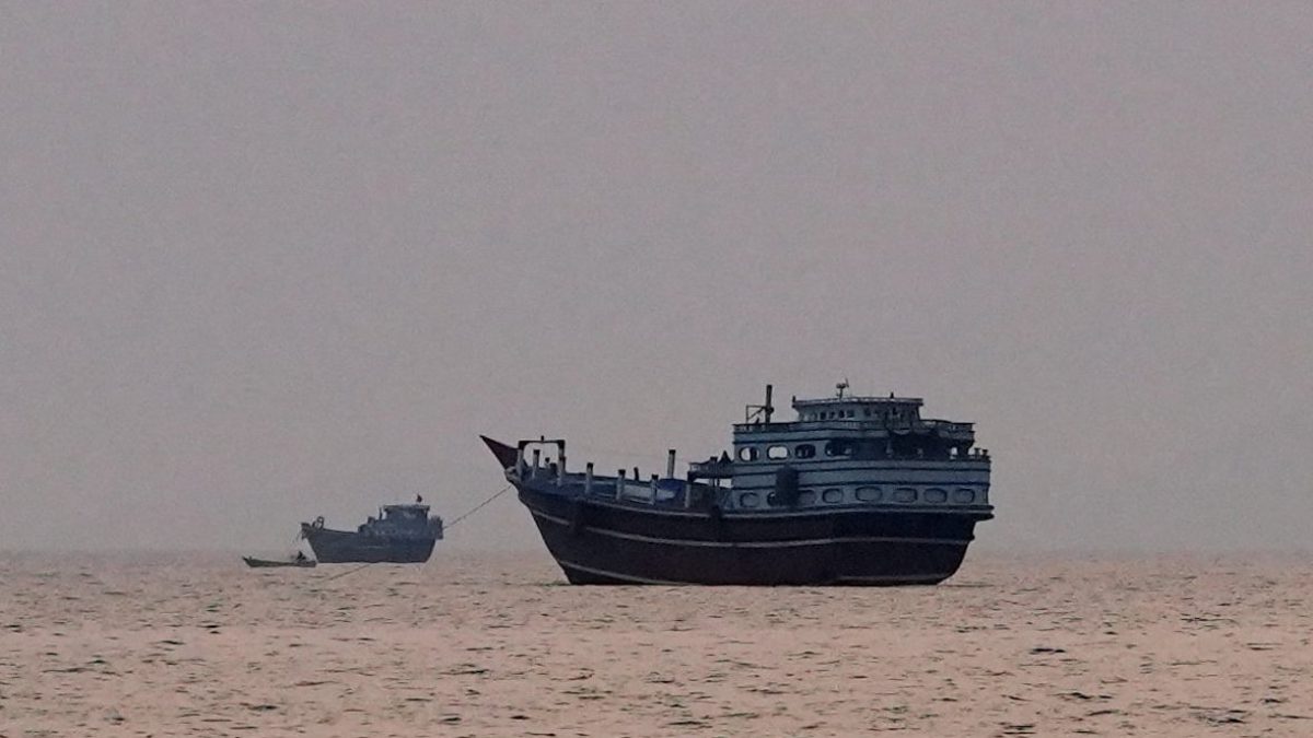 Oman talking with Tehran on Hormuz as US and Iran continue strikes
