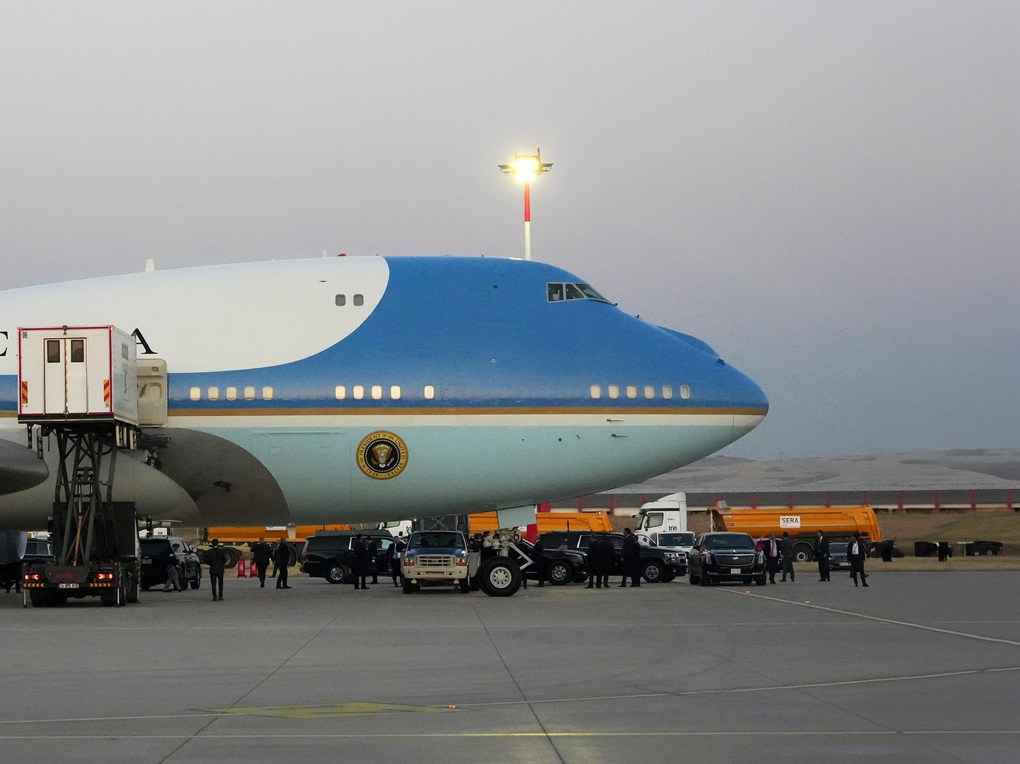 Trump departs NATO summit on older Air Force One