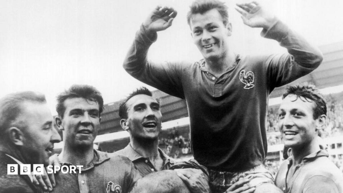 Borrowed shoes, no Golden Boot - the story of the World Cup's greatest scorer