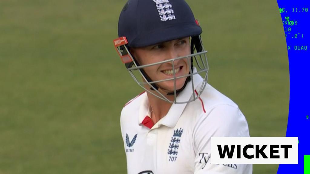 'Absolutely pathetic!' - Vaughan furious by Brook dismissal
