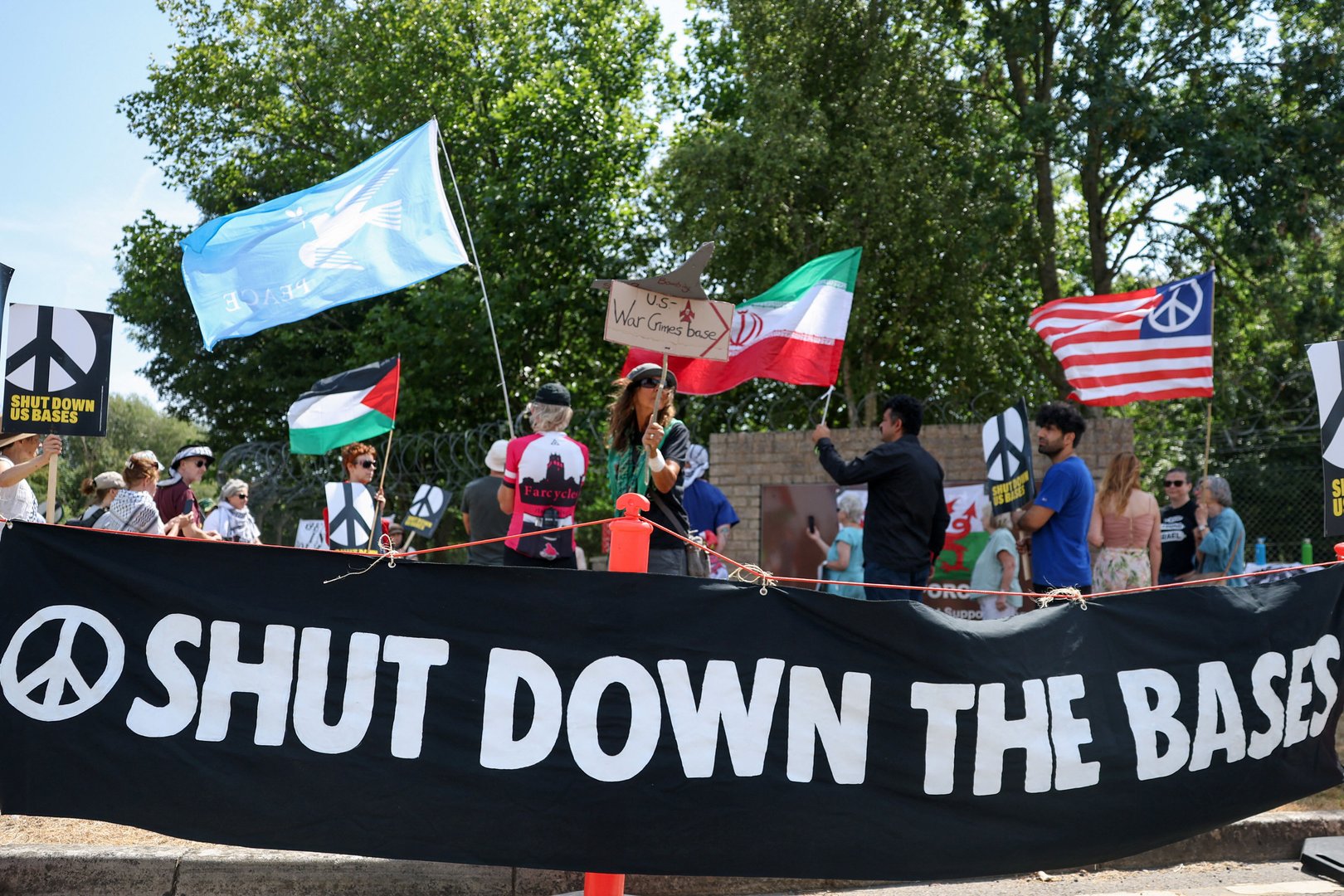 Anti-war protesters demand end to US use of UK airbase to strike Iran