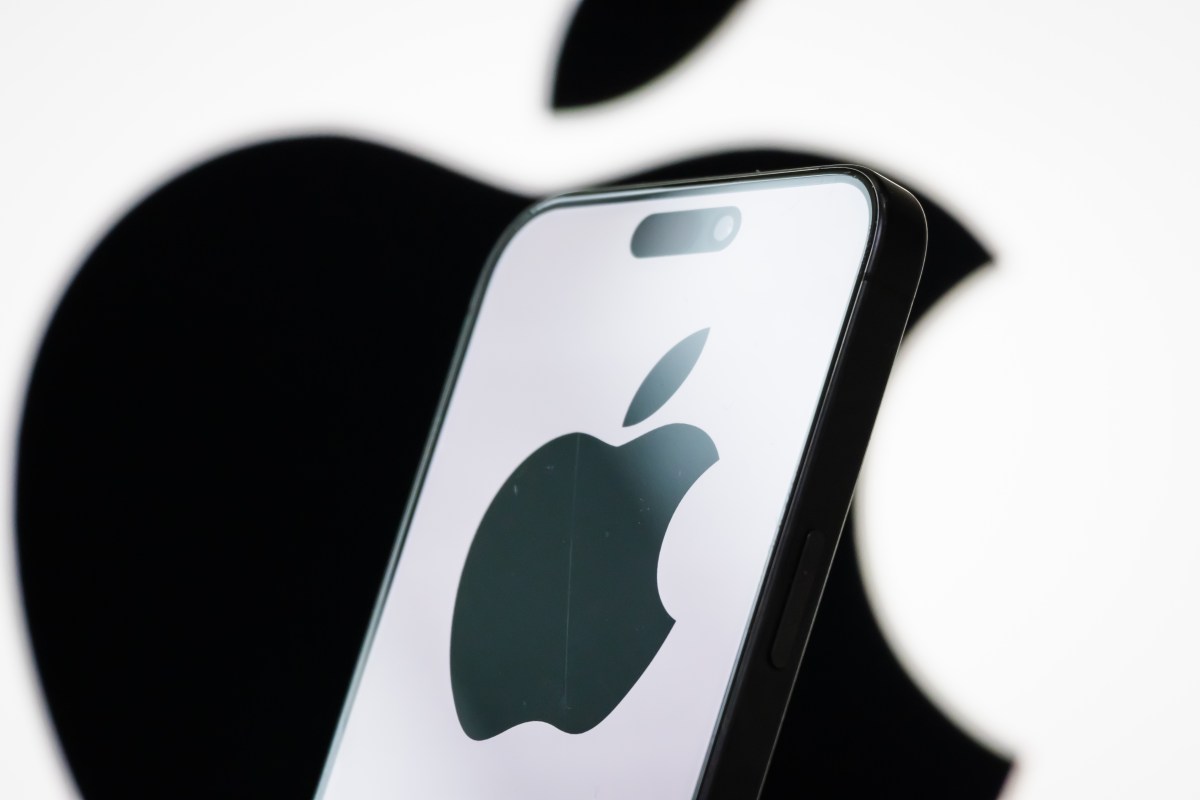 Apple’s Hide My Email feature has a bug that’s been exposing real email addresses, researcher claims