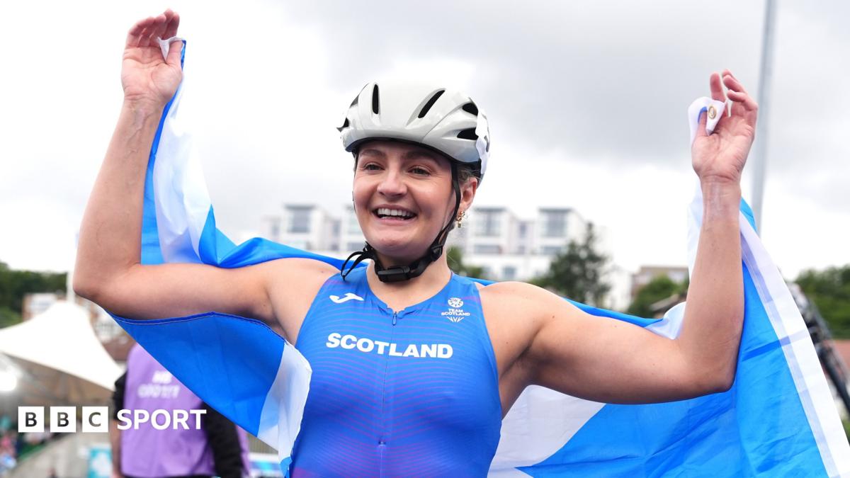 Scotland's Woods wins gold again in restaged race 