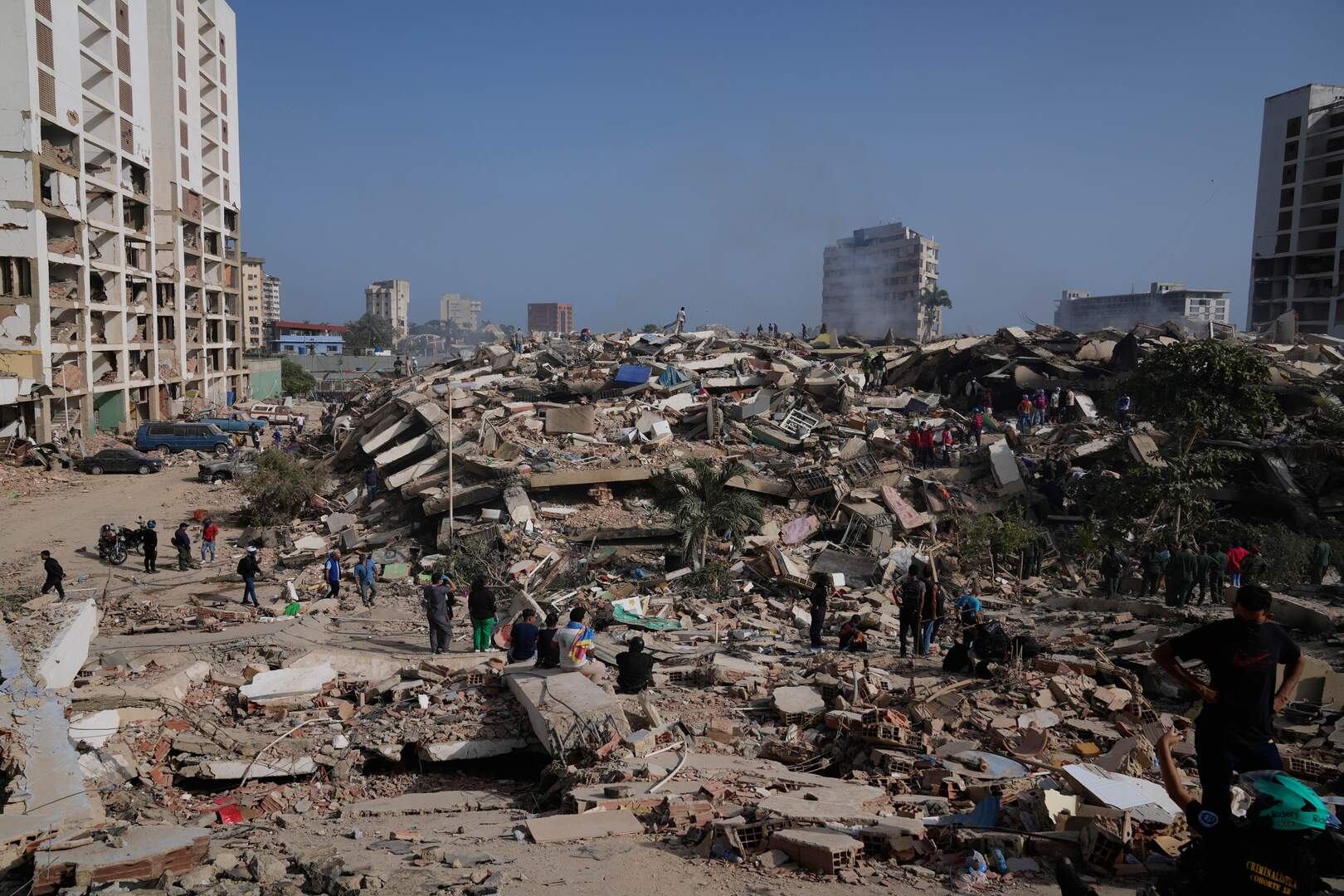 Fishermen capture the moment earthquake hits Venezuelan coast