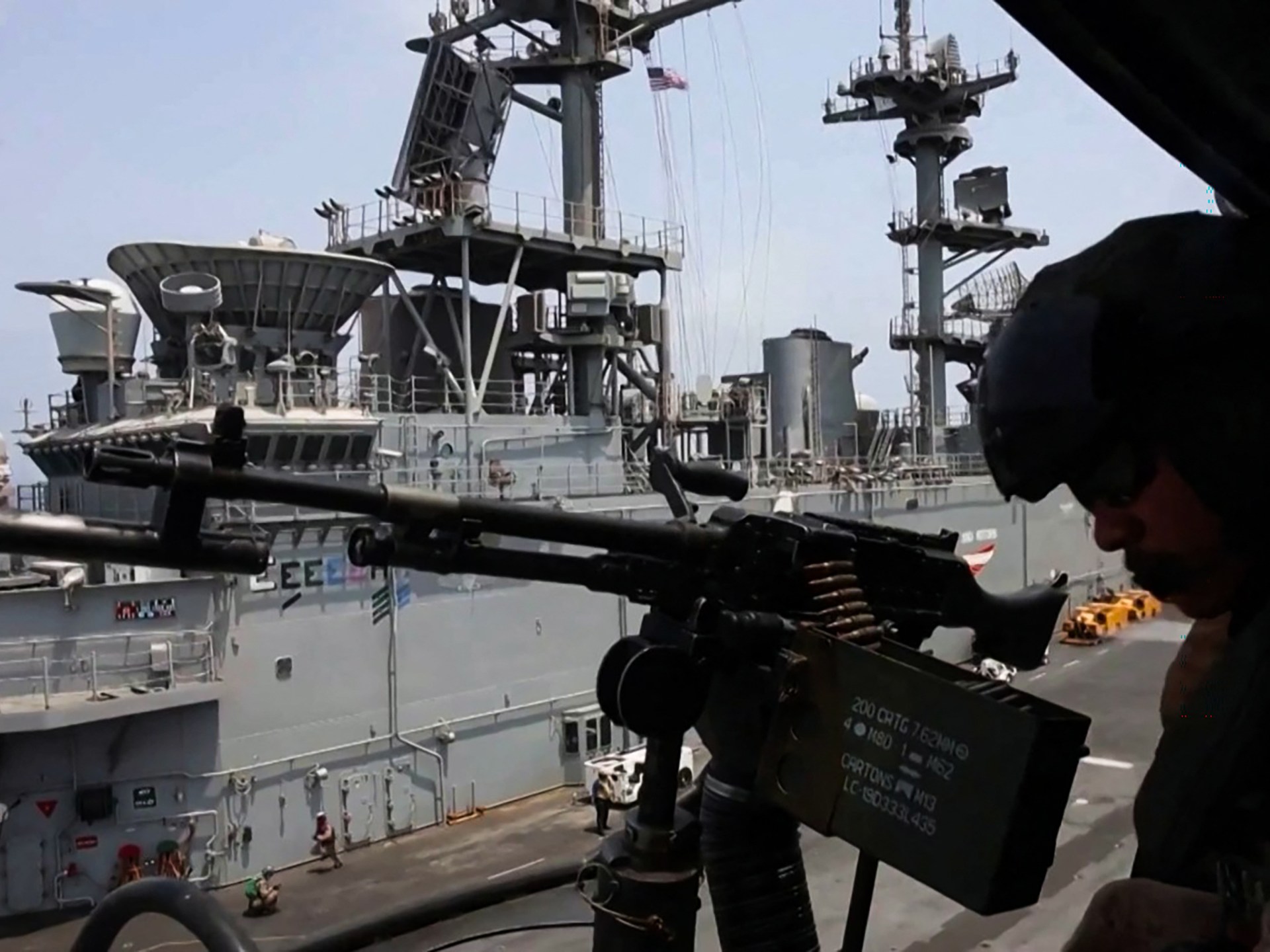 US and Iran hit pause on strikes for second day
