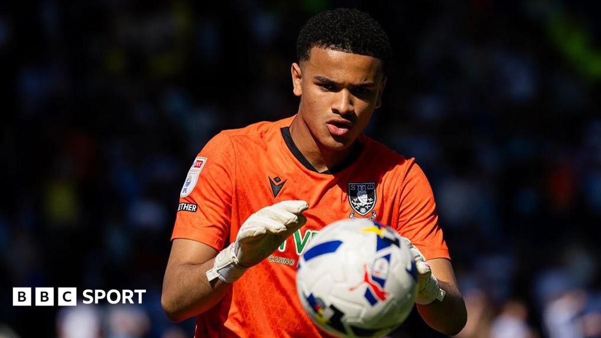 NI goalkeeper Charles joins QPR on loan after Man City move