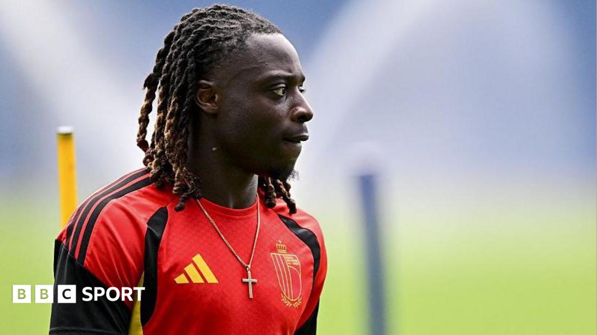 Doku criticised over plan to return home for birth