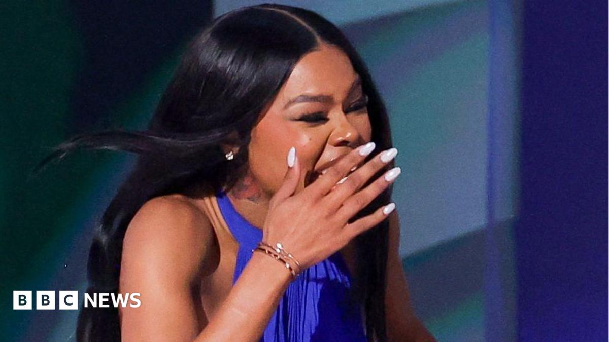 Teyana Taylor's tears and Lauryn Hill tribute steal show at BET Awards