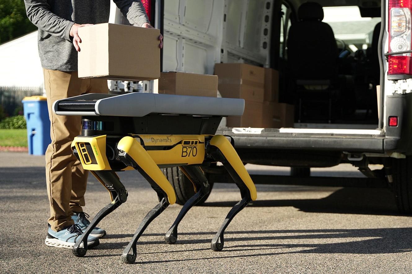 Boston Dynamics tries using ‘robot dogs’ for deliveries