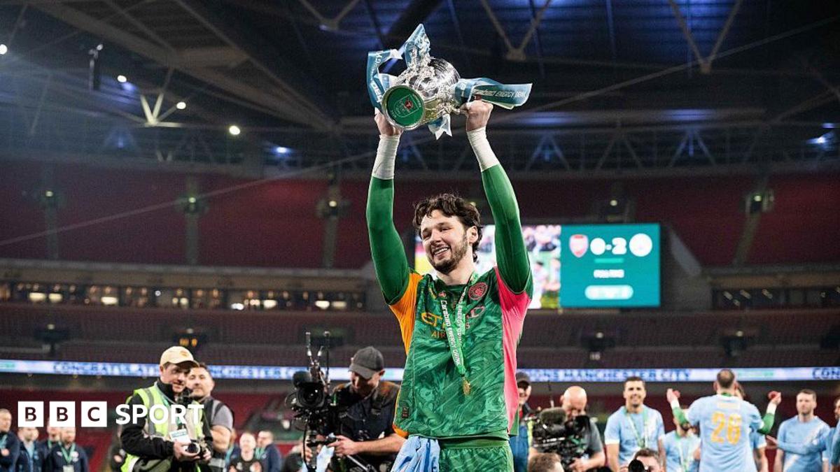 Leeds in talks to sign Man City keeper Trafford