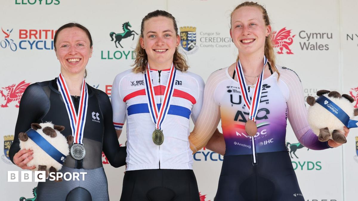 Backstedt retains British time trial title