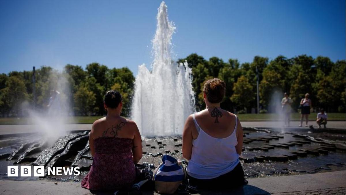 Europe's deadly heatwave breaks German record and halts public events