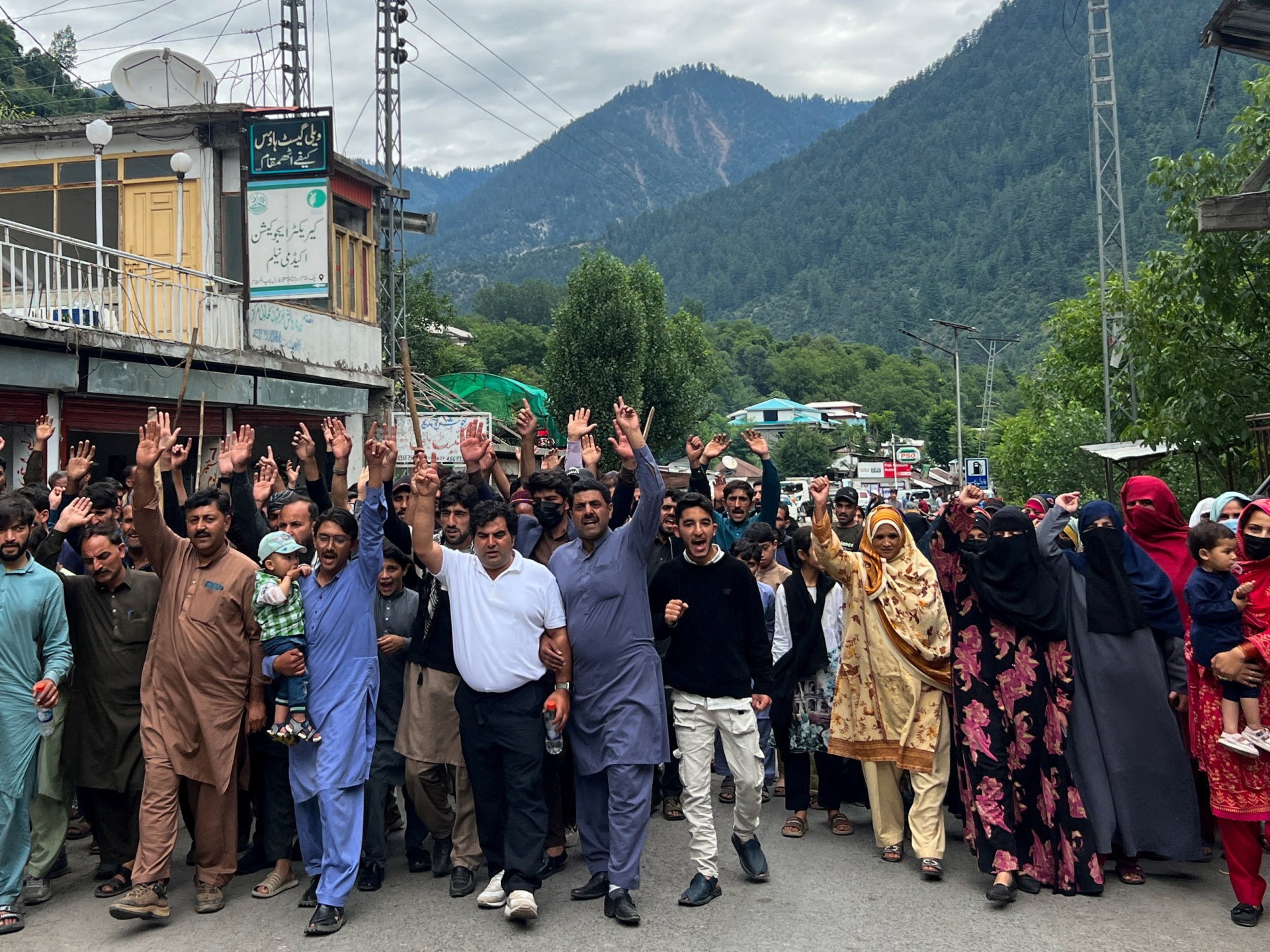 UN urges probe into deaths in Pakistani-administered Kashmir unrest