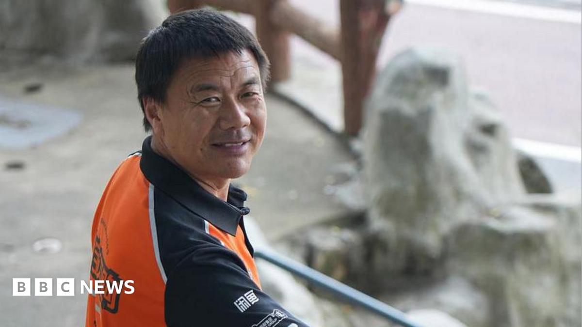 Food delivery rider wins China's top literary prize