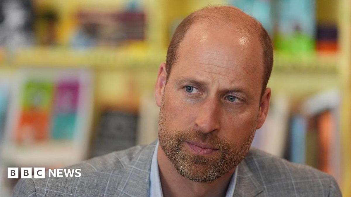 Prince William tells England to 'hold heads high'