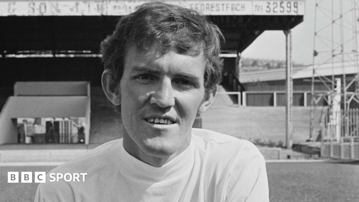 Swansea great and ex-Wales player Williams dies