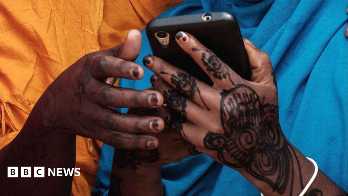 Why WhatsApp usernames could upset Somalia's anti-terror fight