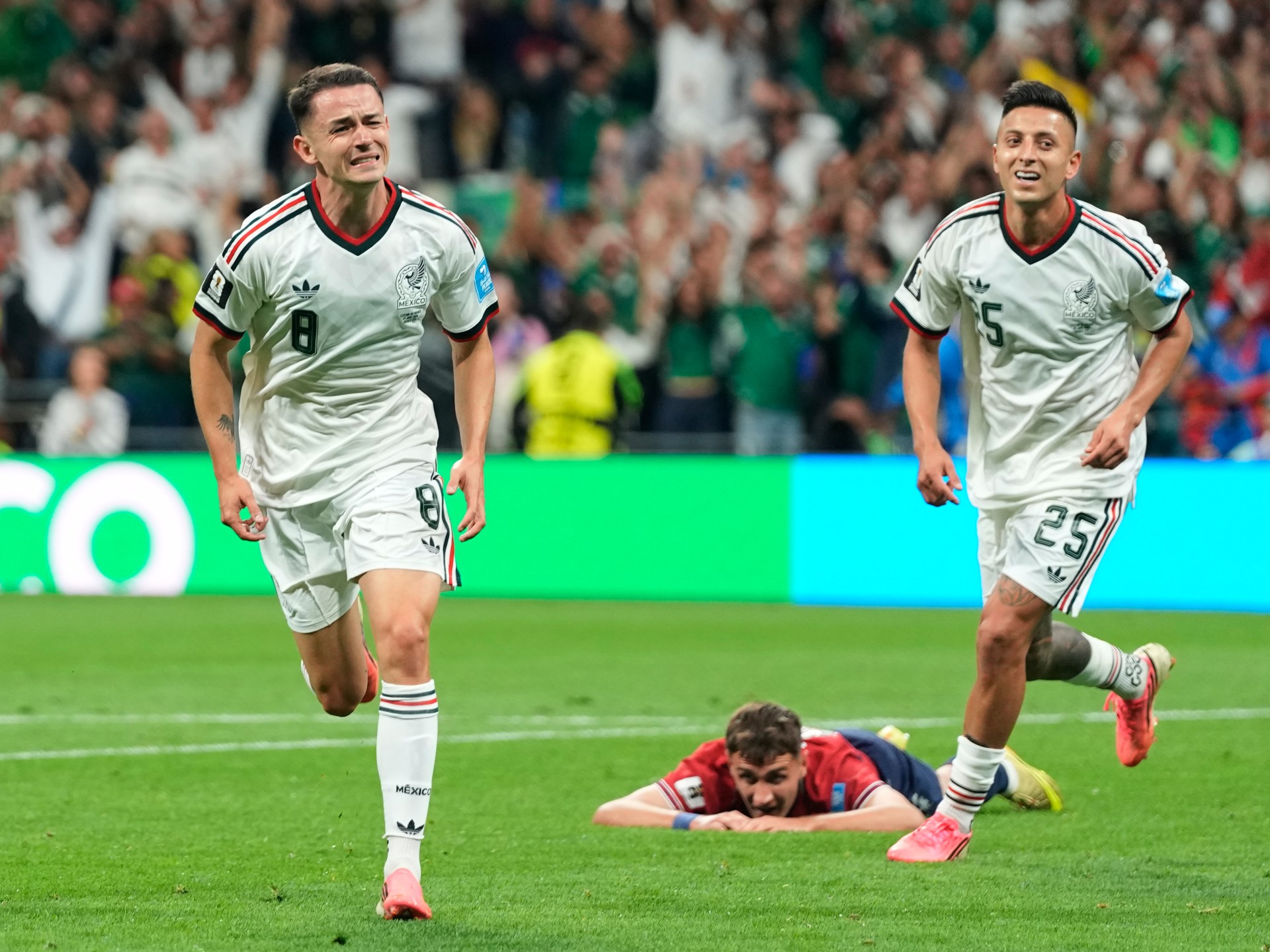 Mexico triumph 3-0 to eliminate Czechia and win all three World Cup matches