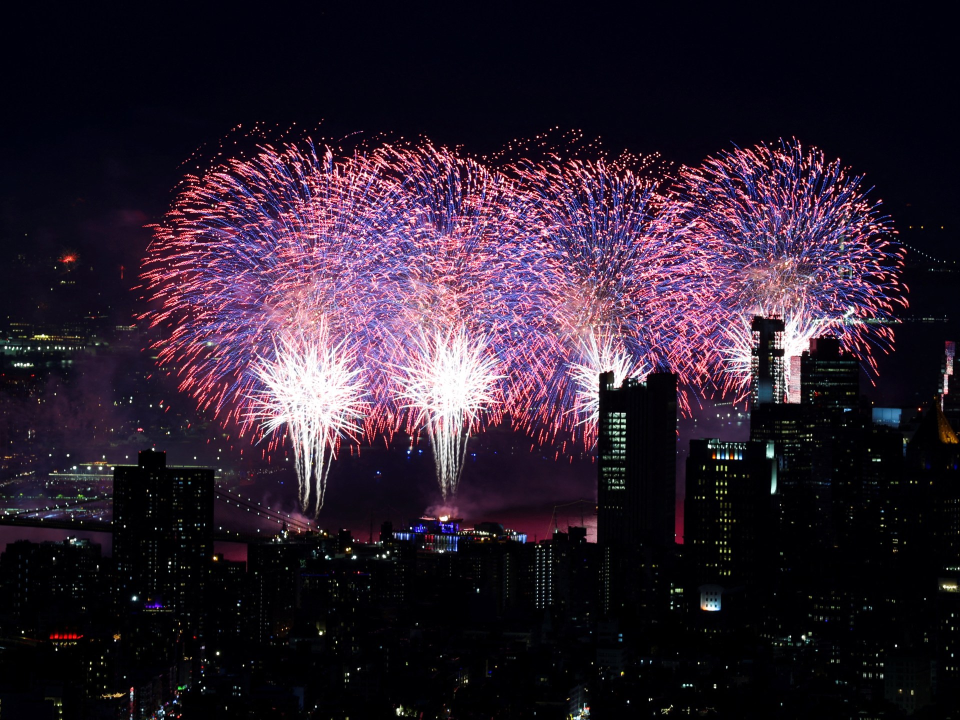 Fireworks light up New York City to mark 250 years of US independence