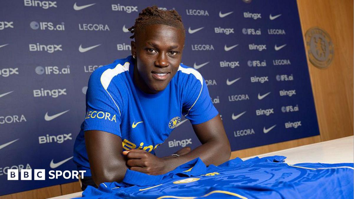 Idolises Ronaldo, plays like Saka - meet  £40m Chelsea winger Quenda