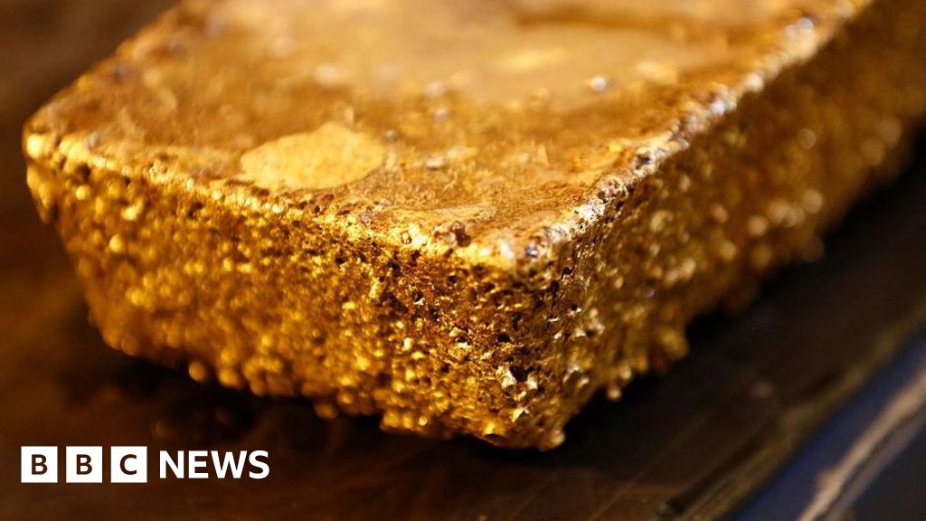 Guinea bans exports of raw gold to boost local refining
