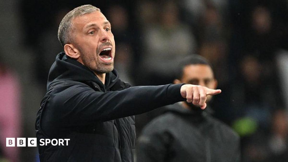 O'Neil signs three-year deal as new Ipswich boss