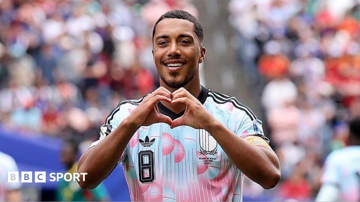 Man Utd sign Tielemans for £35m from Aston Villa