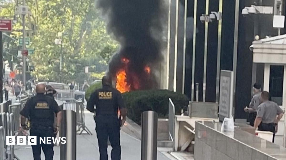 'Anti-ICE' Army veteran set fire outside Manhattan federal building, say officials