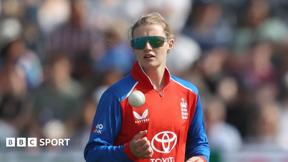 Dean left out of England squad for Lord's Test