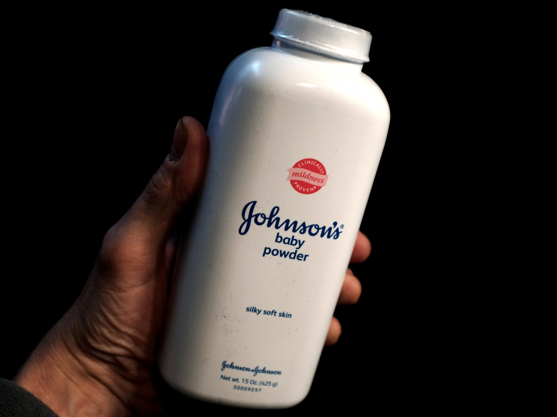 J&J offers $5.5bn settlement in lawsuits claiming talc link to cancer