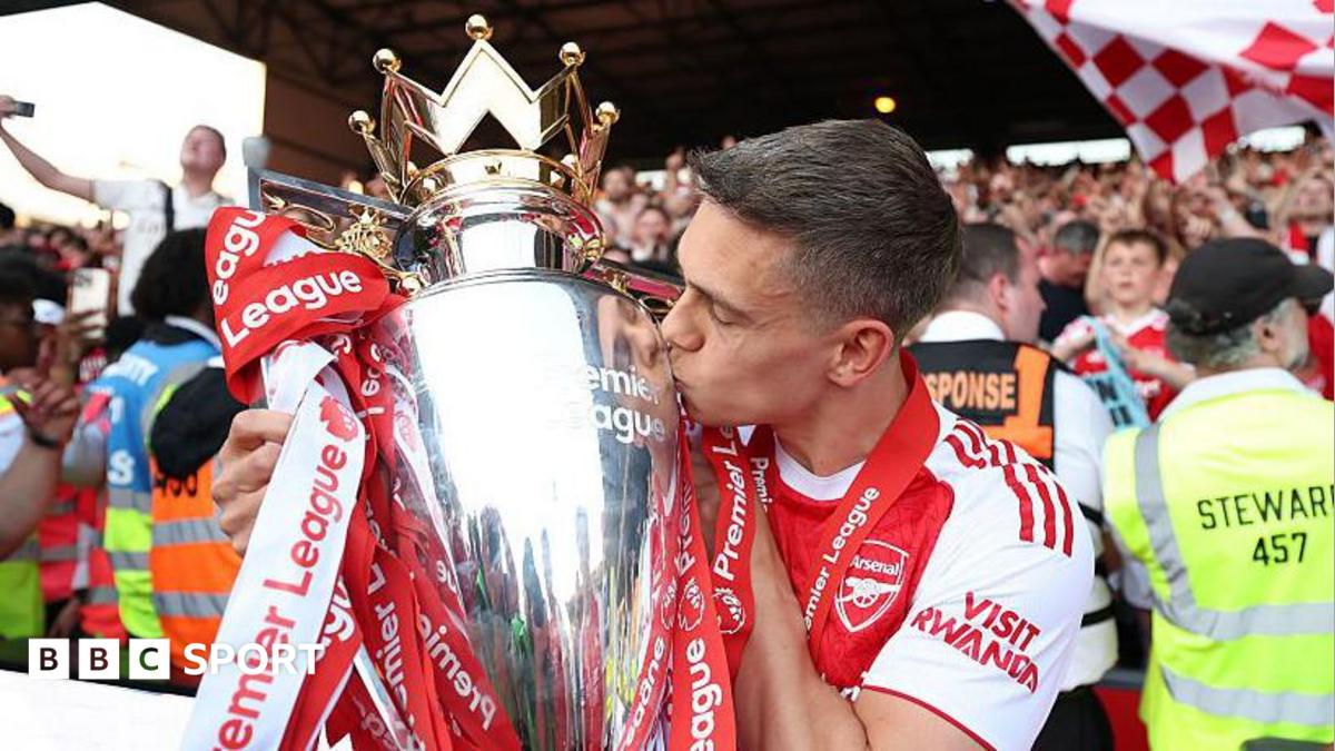 Arsenal agree fee for Trossard move to Besiktas