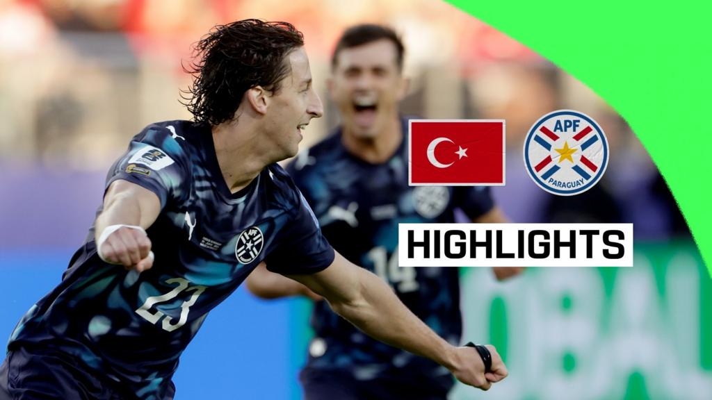 10-man Paraguay knock out Turkey despite Almiron red card