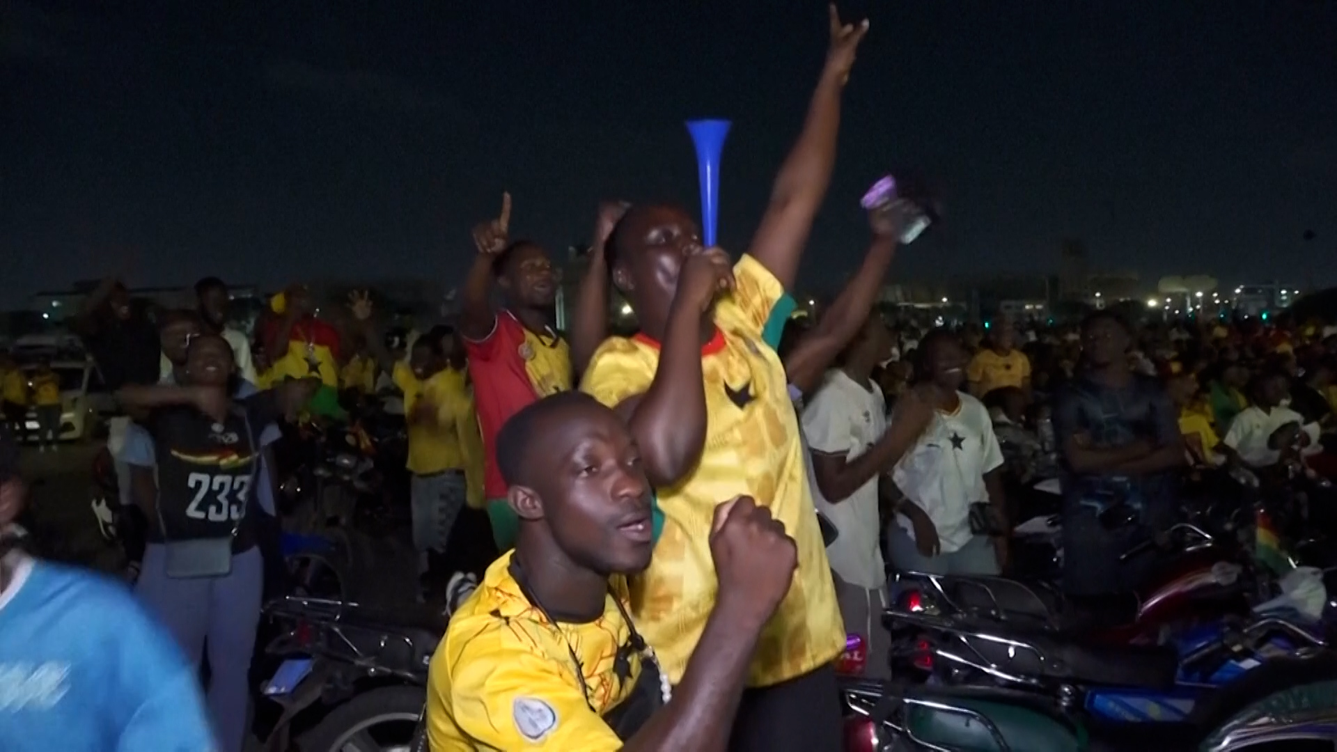 Ghana celebrates after holding nervous England to 0-0 draw