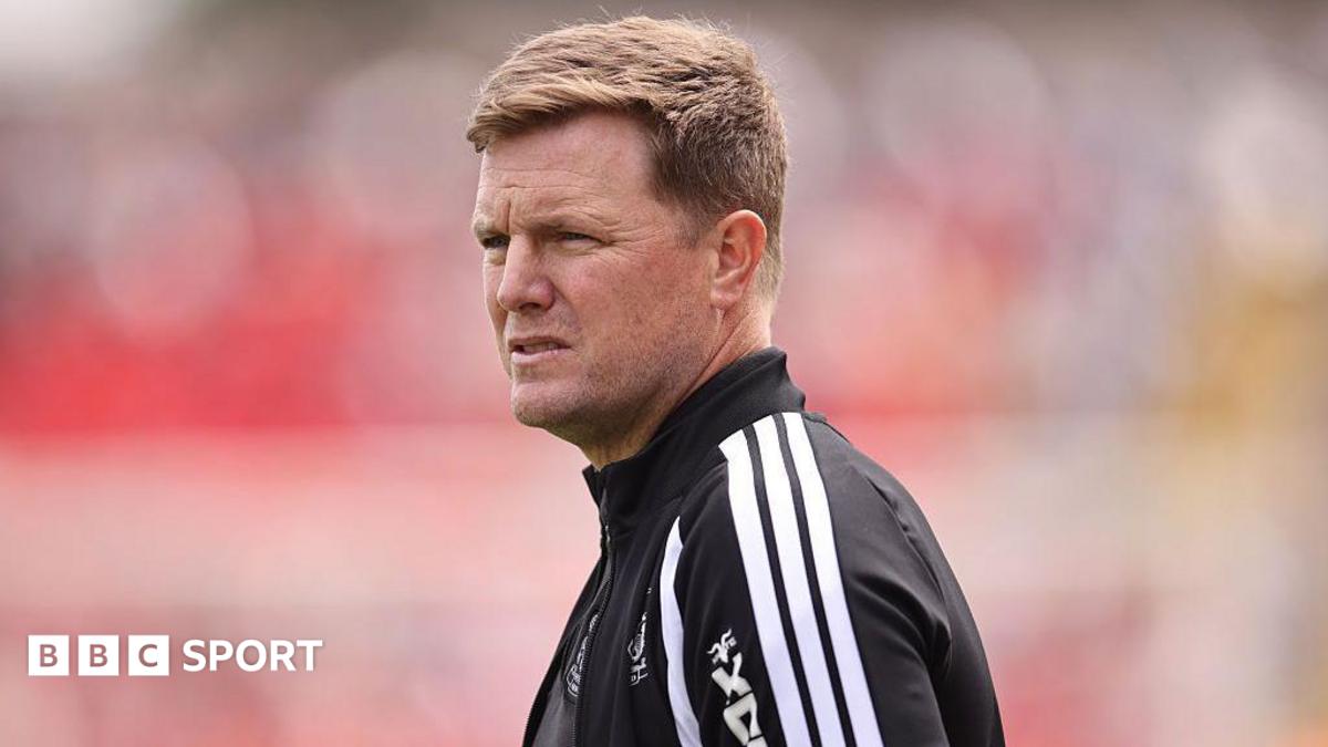 Manager Howe to leave Newcastle with immediate effect