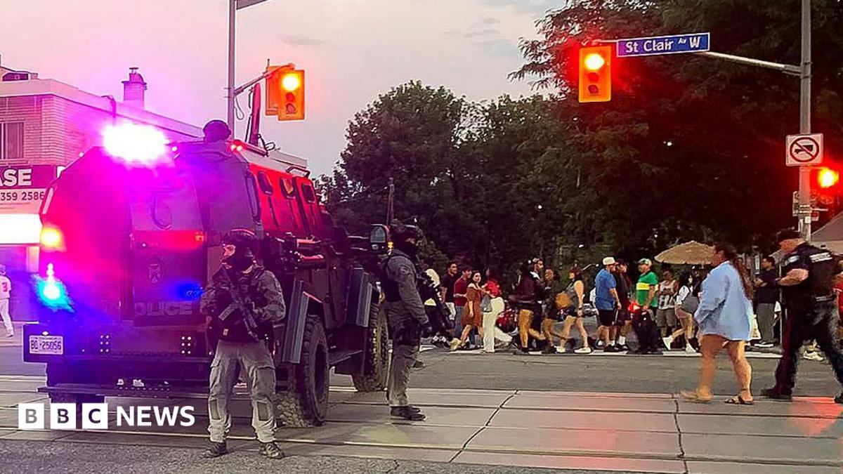 At least two killed in Toronto street festival shooting