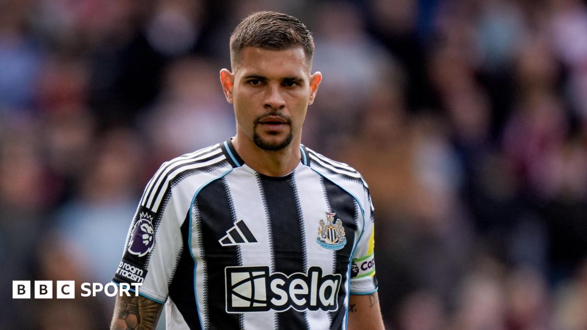 Arsenal target Guimaraes asks to leave Newcastle