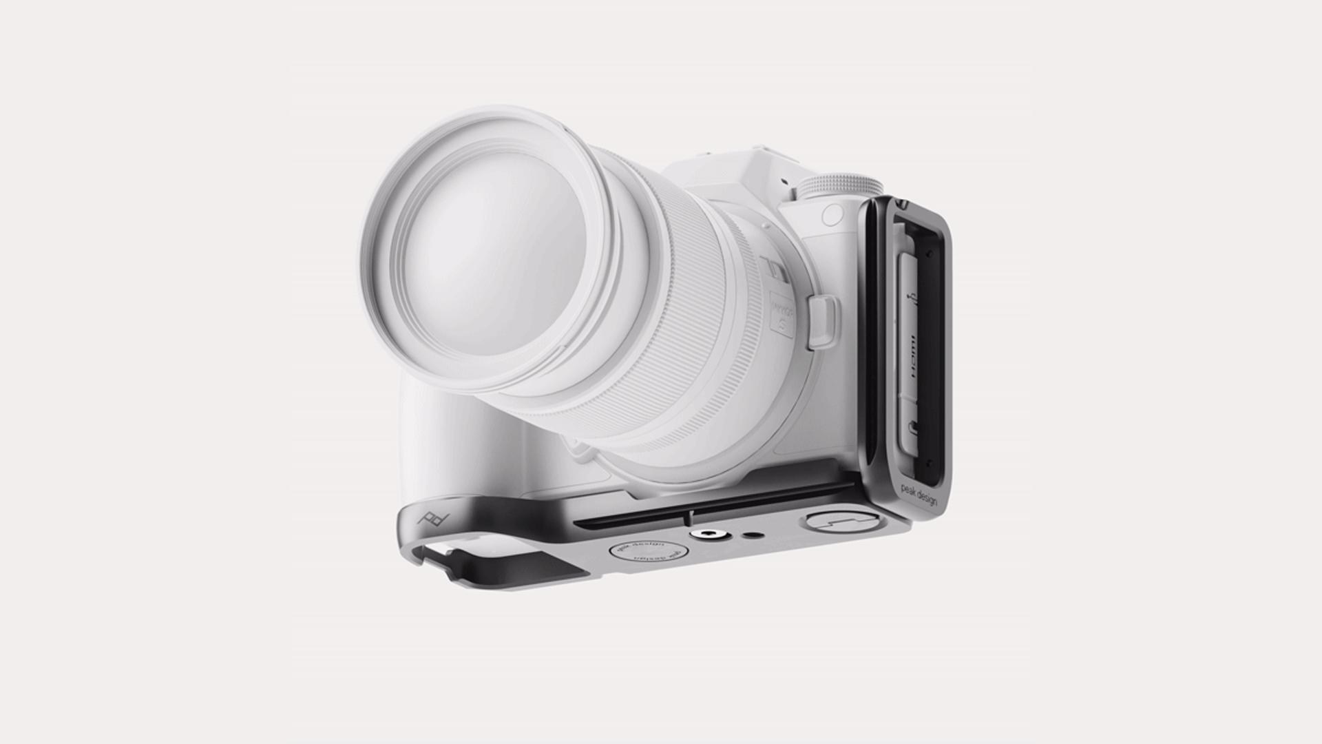 Peak Design’s modular Field Bracket has a finder tag built-in