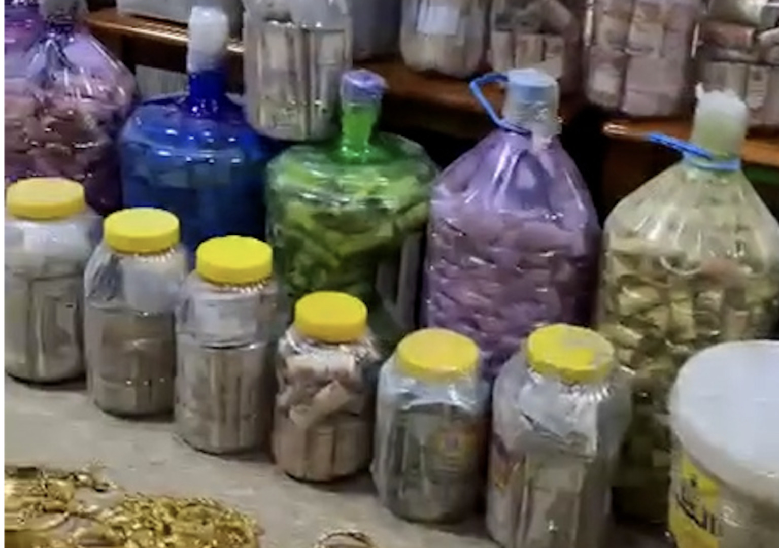 Iraq says $19M found in hideouts linked to ex-oil minister