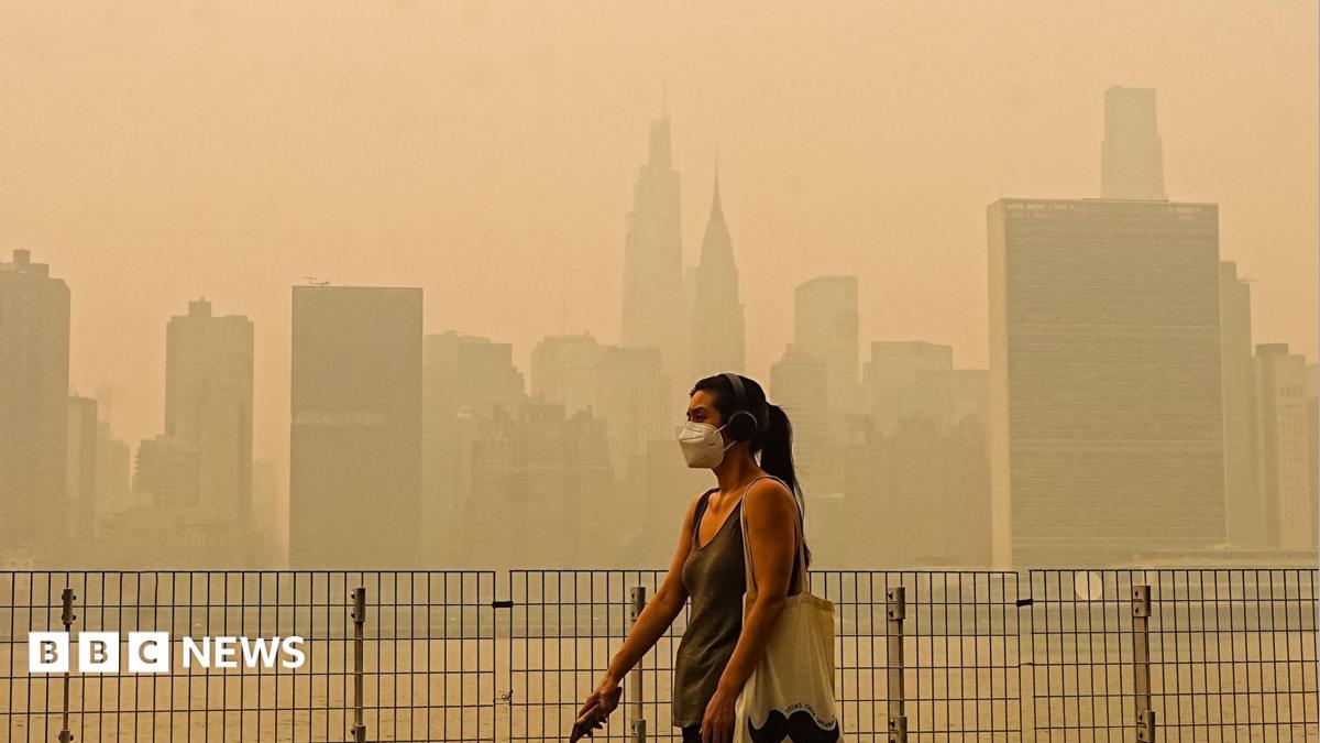Trump threatens to tariff Canada over wildfire smoke choking northern US cities