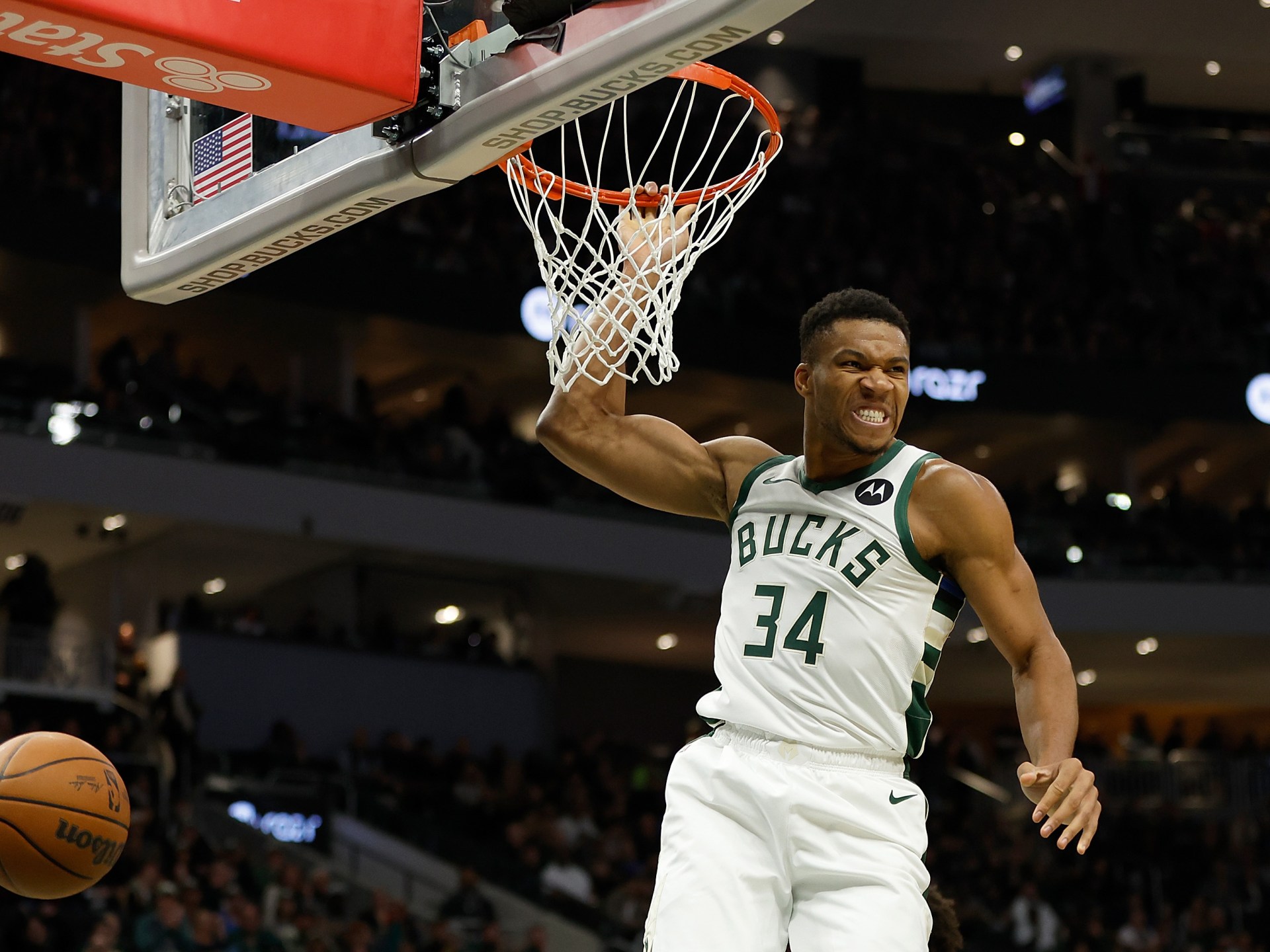 Giannis Antetokounmpo trade: Bucks star to join Miami Heat – reports