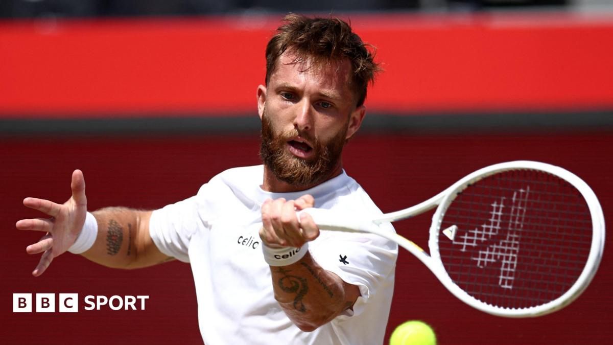 Moutet loses almost all prize money for swearing on BBC TV