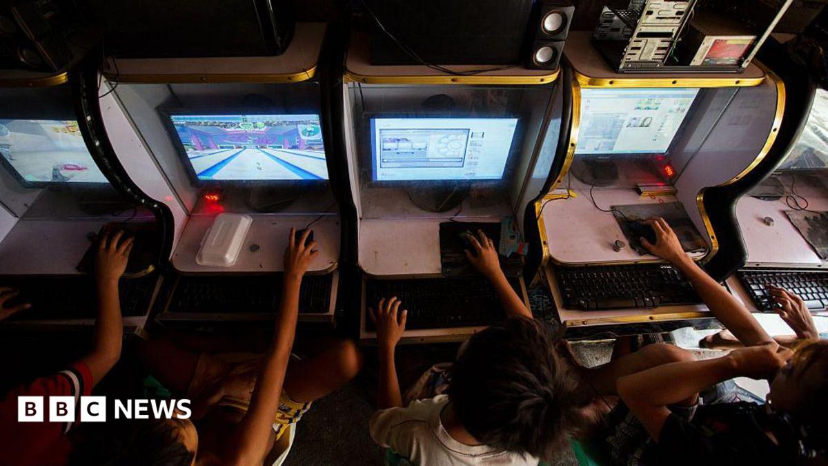 Philippines bans video game played by alleged high school shooter