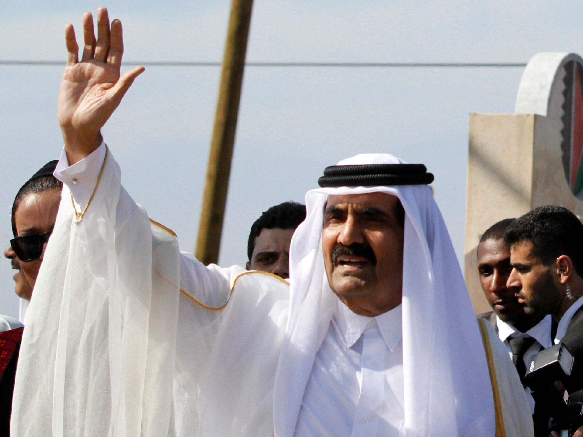Former emir of Qatar, Sheikh Hamad bin Khalifa Al Thani, dies at 74