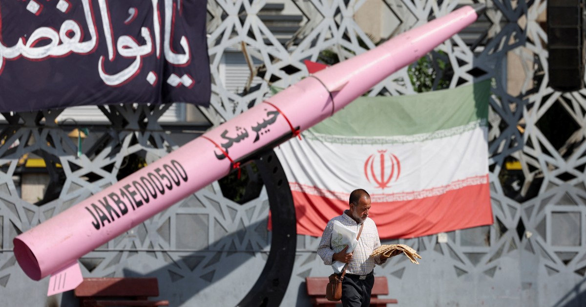 Iran war live: US bombs Iranian cities again as Hormuz standoff intensifies